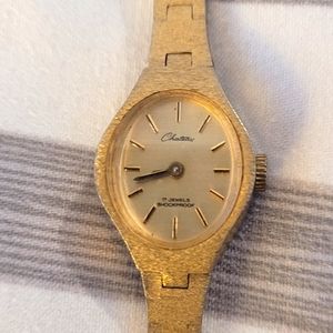 Chateau ladies 17 jewel gold watch